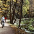 Fahrradfahrer im Rabenauer Grund, Weißeritztal nähe der Stuhlbauerstadt Rabenau Erholung Landidylle Wandern Kurzurlaub im Weißeritztal Stuhlbau Handwerk