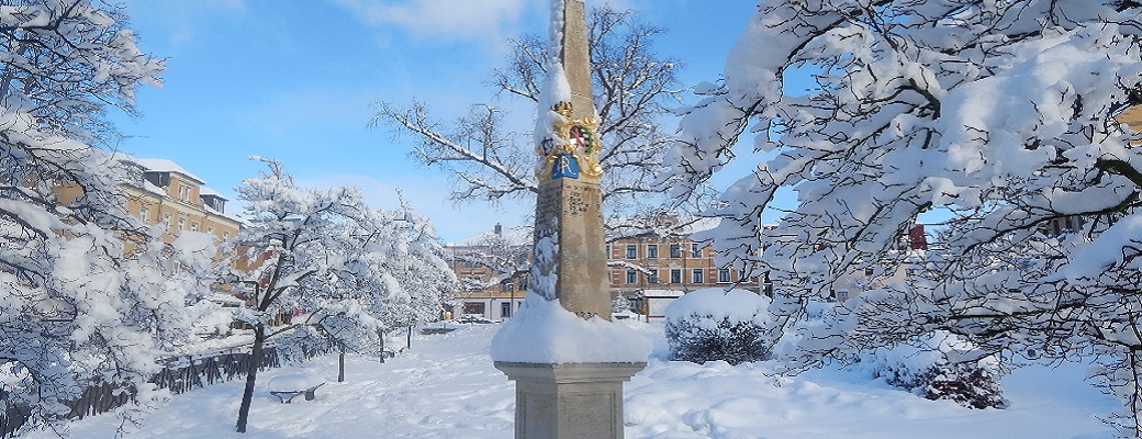 Die Postmeilensäule im Winter, Foto: A. Runke